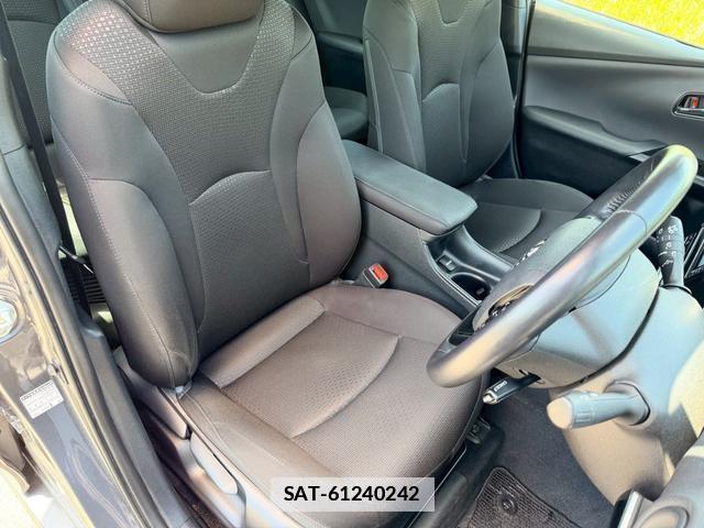Toyota PRIUS 2020-05 7816219-5