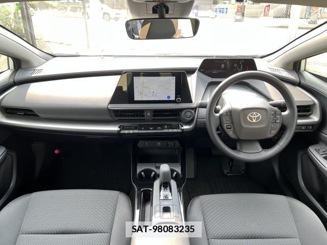 Toyota PRIUS 2023-10 7816445-10