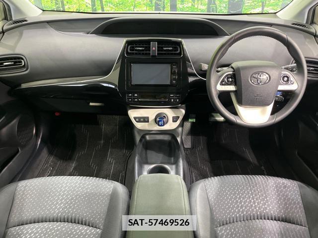 Toyota PRIUS 2016-01 7816751-1