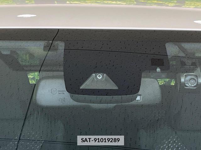 Toyota PRIUS 2017-06 7816756-4