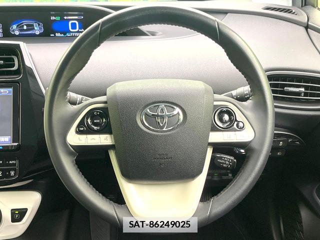 Toyota PRIUS 2017-06 7818102-10