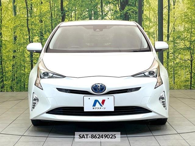 Toyota PRIUS 2017-06 7818102-13