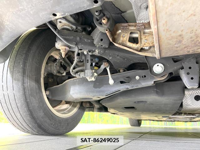Toyota PRIUS 2017-06 7818102-19