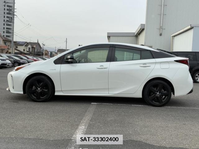Toyota PRIUS 2020-03 7818155-1