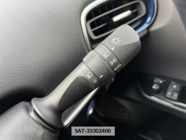 Toyota PRIUS 2020-03 7818155-15