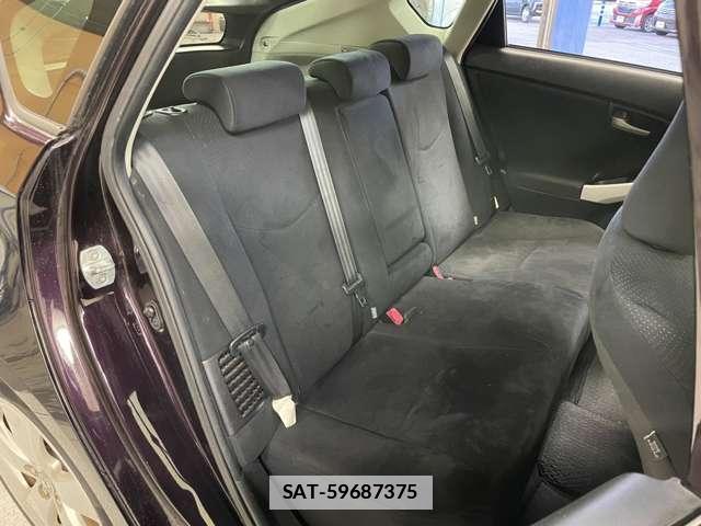 Toyota PRIUS 2013-05 7818345-15