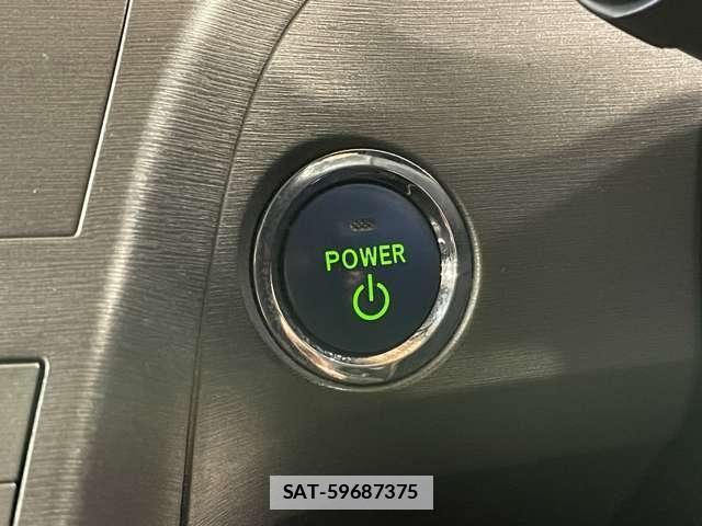 Toyota PRIUS 2013-05 7818345-6