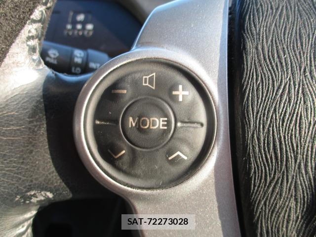 Toyota PRIUS 2010-05 7818595-11