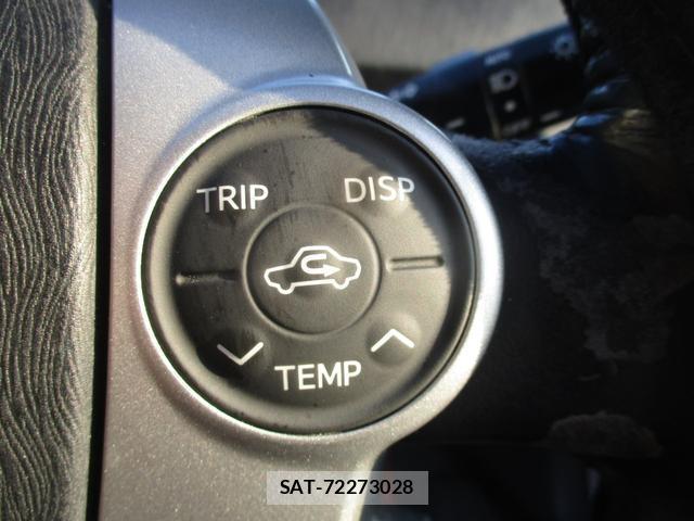 Toyota PRIUS 2010-05 7818595-12
