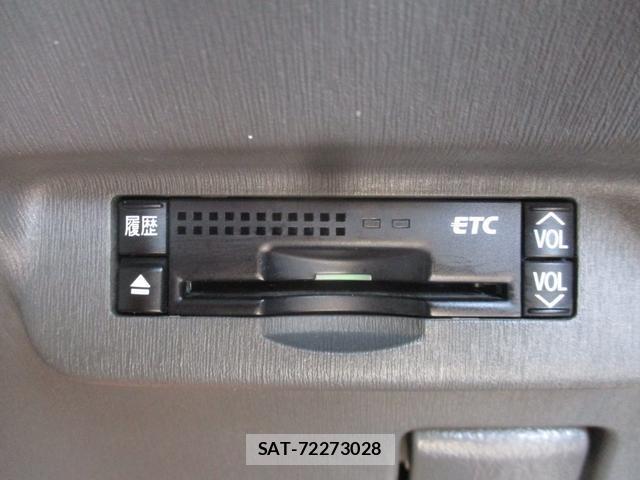 Toyota PRIUS 2010-05 7818595-14