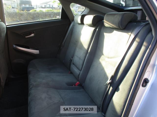 Toyota PRIUS 2010-05 7818595-6