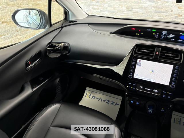 Toyota PRIUS 2021-06 7818928-15