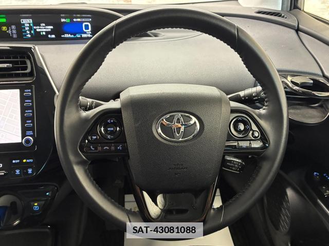 Toyota PRIUS 2021-06 7818928-16