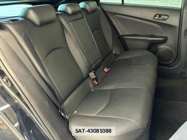 Toyota PRIUS 2021-06 7818928-9