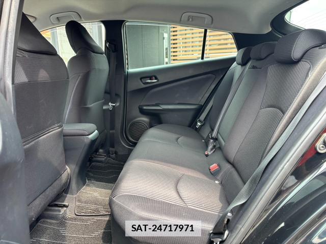 Toyota PRIUS 2019-03 7818939-10