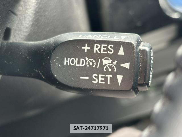 Toyota PRIUS 2019-03 7818939-6