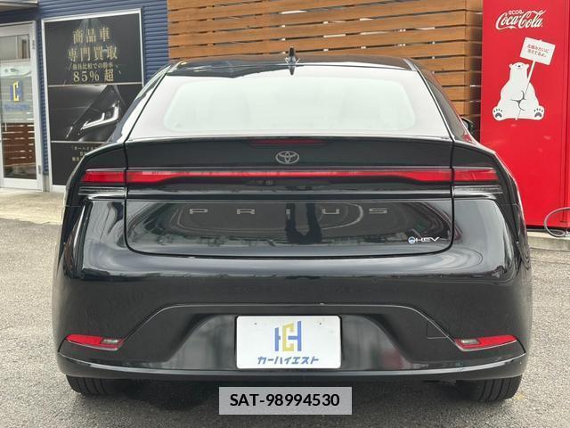 Toyota PRIUS 2023-07 7818951-5