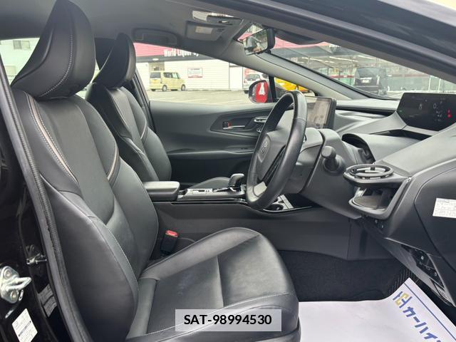 Toyota PRIUS 2023-07 7818951-9