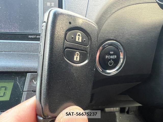 Toyota PRIUS 2010-09 7819036-14