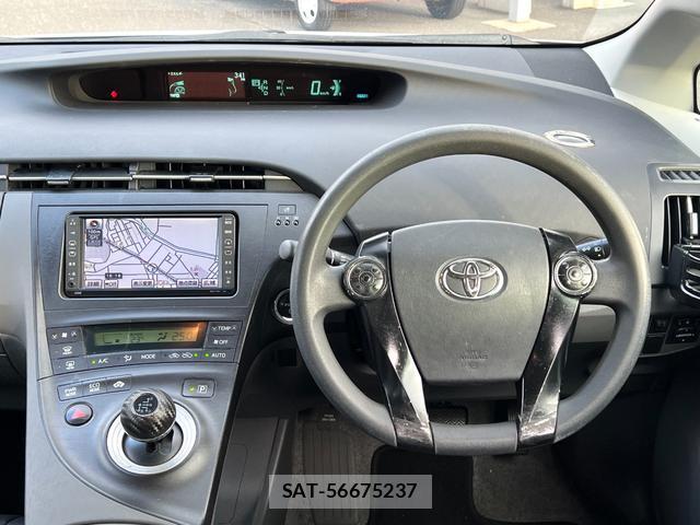 Toyota PRIUS 2010-09 7819036-16