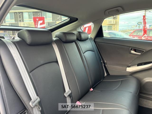 Toyota PRIUS 2010-09 7819036-8