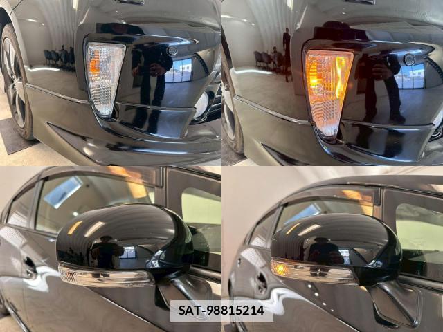 Toyota PRIUS 2012-03 7819177-14