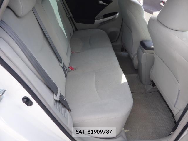 Toyota PRIUS 2010-03 7819660-12