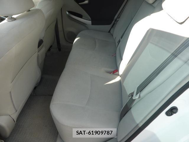 Toyota PRIUS 2010-03 7819660-13