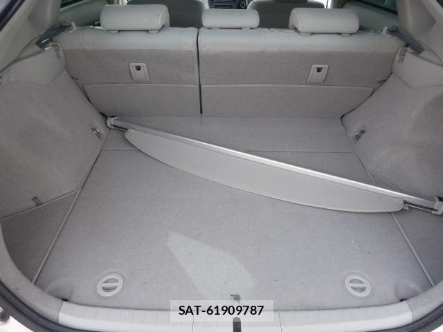 Toyota PRIUS 2010-03 7819660-14