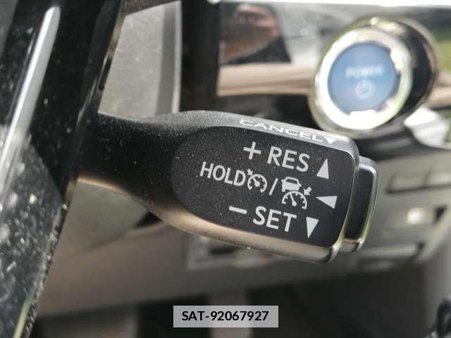 Toyota PRIUS 2021-03 7819964-10