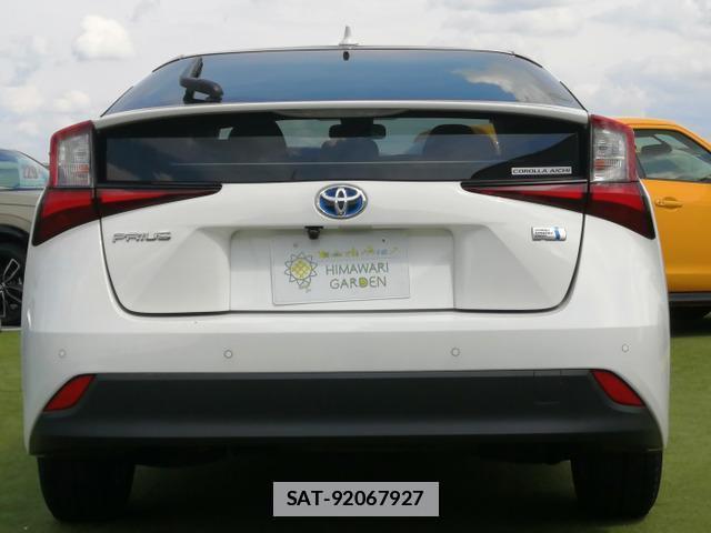 Toyota PRIUS 2021-03 7819964-17
