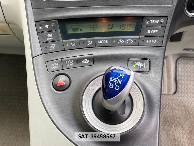 Toyota PRIUS 2009-08 7820085-12