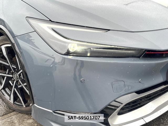 Toyota PRIUS 2023-07 7820558-11