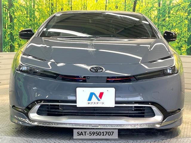 Toyota PRIUS 2023-07 7820558-13