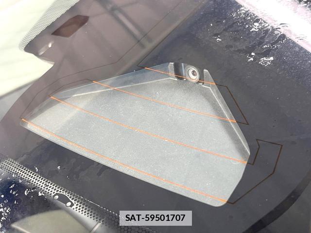 Toyota PRIUS 2023-07 7820558-2