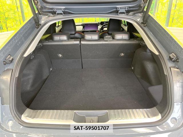 Toyota PRIUS 2023-07 7820558-9