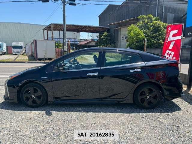 Toyota PRIUS 2020-06 7820628-15