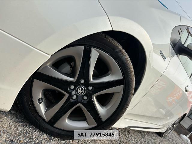 Toyota PRIUS 2020-09 7820634-19
