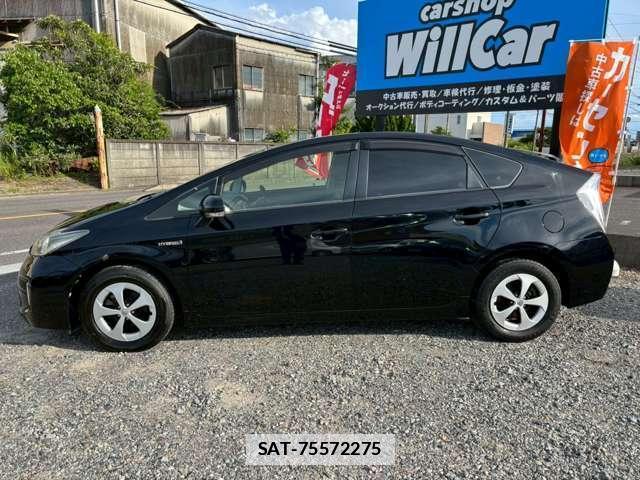 Toyota PRIUS 2013-05 7820639-14