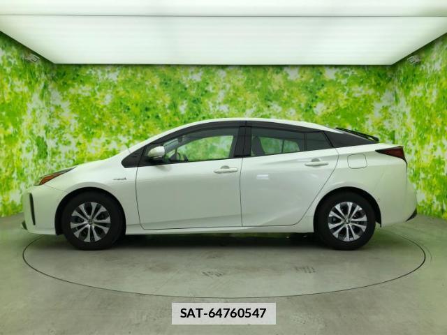 Toyota PRIUS 2020-07 7821043-1