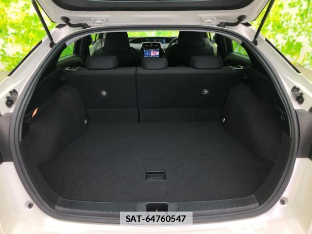 Toyota PRIUS 2020-07 7821043-7