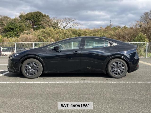 Toyota PRIUS 2025-03 7821098-1