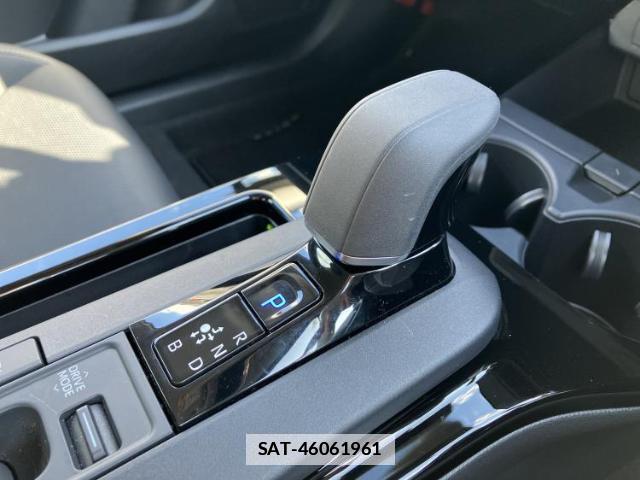 Toyota PRIUS 2025-03 7821098-16