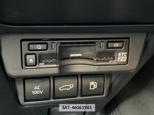 Toyota PRIUS 2025-03 7821098-17