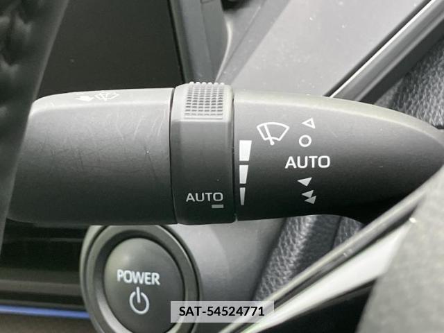 Toyota PRIUS 2024-03 7821598-16