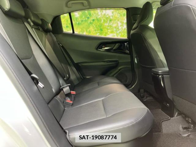Toyota PRIUS 2023-08 7821639-4