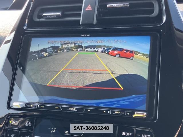 Toyota PRIUS 2021-05 7821689-10