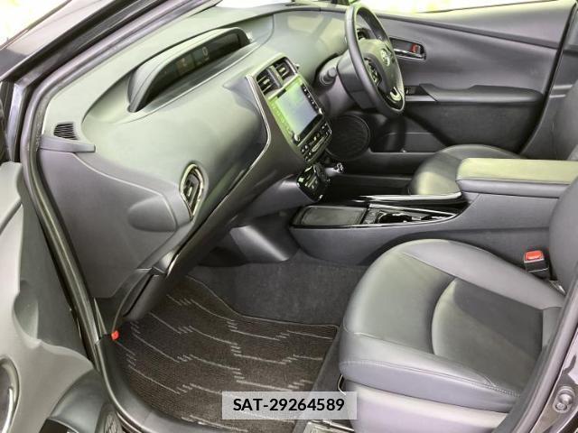 Toyota PRIUS 2022-08 7821736-5