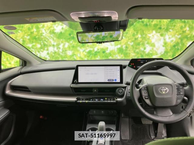 Toyota PRIUS 2023-03 7821950-13