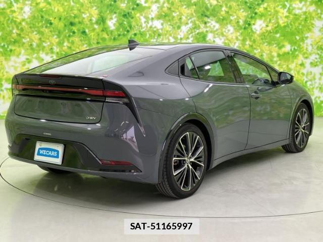 Toyota PRIUS 2023-03 7821950-2